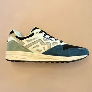 KARHU Legacy 96 Blue Wing Teal / Bright White
